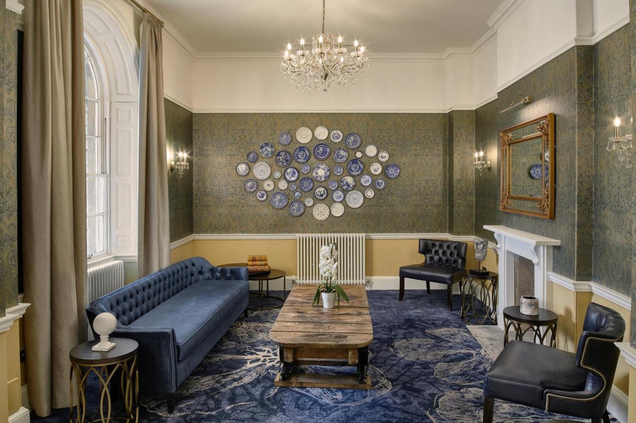 Ensana Buxton Crescent Hotel Kültér fotó The Drawing Room at the Old Ship Hotel